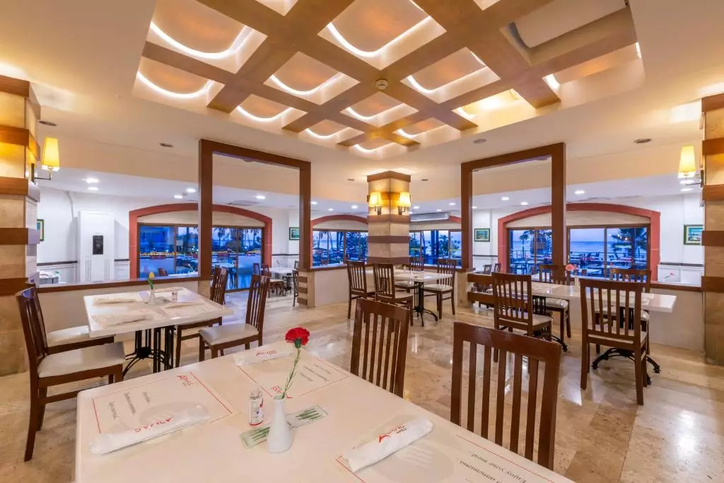 رستوران هتل آرماس لابادا آنتالیا